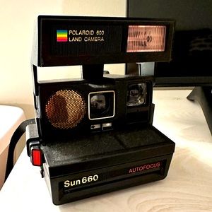 Polaroid Land Camera 600